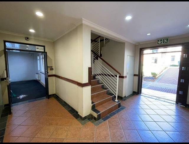 BUSINESS PROPERTY TO RENT IN DIE HOEWES
